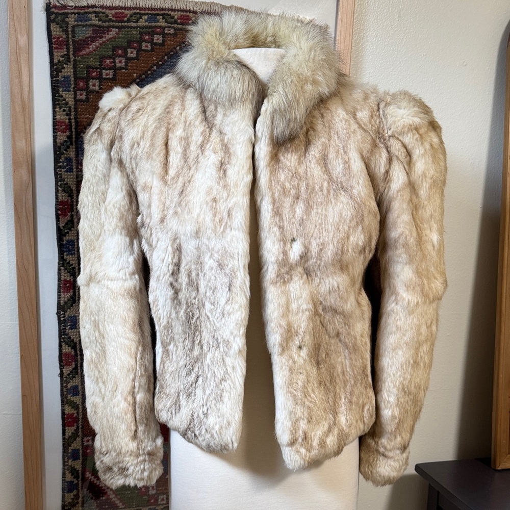 Elegant rabbit fur Jacket with Collar